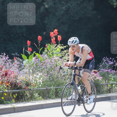 08.09.2024 - Stadtparktriathlon Zöllner http://msf.ph/oto/6995660 08.09.2024 12:10:49 Radfahren 802 meine-sportfotos.de