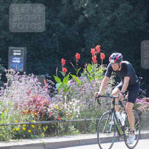 08.09.2024 - Stadtparktriathlon Zöllner http://msf.ph/oto/6995669 08.09.2024 12:11:07 Radfahren 750, 834, 841 meine-sportfotos.de