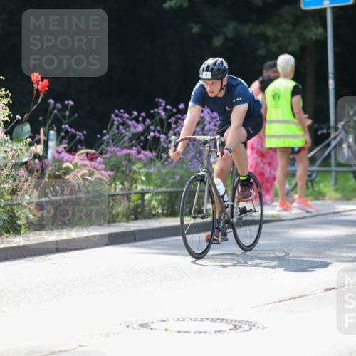 08.09.2024 - Stadtparktriathlon Zöllner http://msf.ph/oto/6995708 08.09.2024 12:11:48 Radfahren 693, 748, 758, 768, 786, 838 meine-sportfotos.de