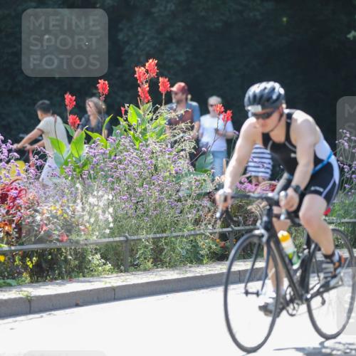 08.09.2024 - Stadtparktriathlon Zöllner http://msf.ph/oto/6995774 08.09.2024 12:12:34 Radfahren 696, 700, 734, 742, 746, 787, 798, 817, 836, 837, 843 meine-sportfotos.de