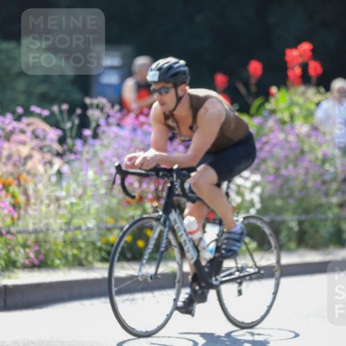 08.09.2024 - Stadtparktriathlon Zöllner http://msf.ph/oto/6995790 08.09.2024 12:12:41 Radfahren 734, 749, 787, 817, 836, 837, 843 meine-sportfotos.de