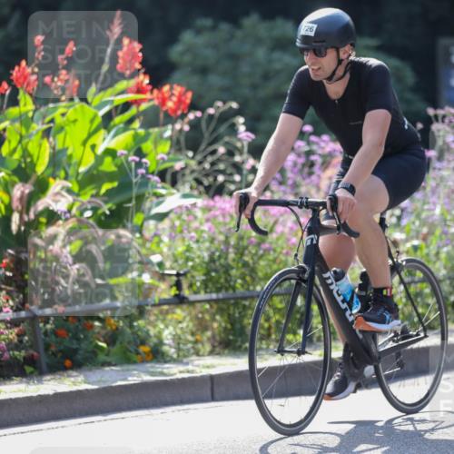 08.09.2024 - Stadtparktriathlon Zöllner http://msf.ph/oto/6995824 08.09.2024 12:13:17 Radfahren 677, 726, 939 meine-sportfotos.de