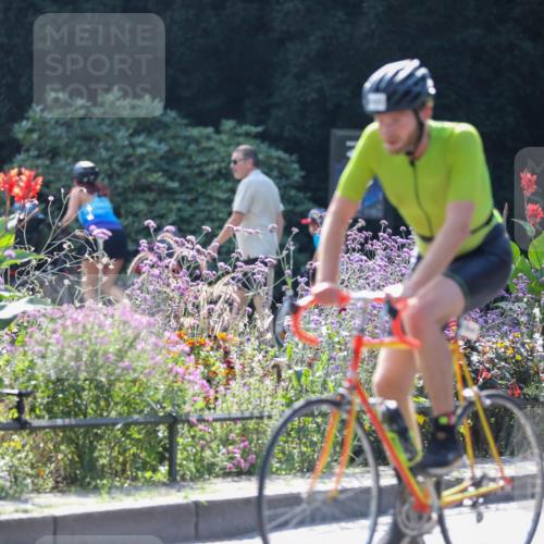 08.09.2024 - Stadtparktriathlon Zöllner http://msf.ph/oto/6995913 08.09.2024 12:14:16 Radfahren 784, 820, 845, 904 meine-sportfotos.de