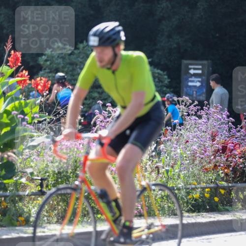 08.09.2024 - Stadtparktriathlon Zöllner http://msf.ph/oto/6995915 08.09.2024 12:14:16 Radfahren 784, 820, 845, 904 meine-sportfotos.de