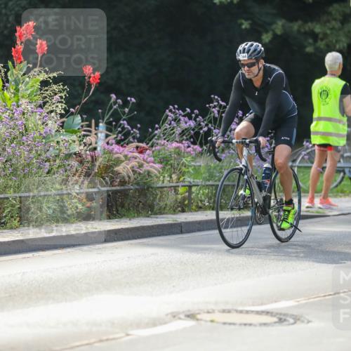08.09.2024 - Stadtparktriathlon Zöllner http://msf.ph/oto/6995986 08.09.2024 12:15:03 Radfahren 744, 752, 764, 773, 795, 809 meine-sportfotos.de