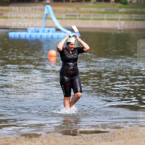 08.09.2024 - Stadtparktriathlon Michael Strokosch http://msf.ph/oto/6996021 08.09.2024 12:21:30 Schwimmen 920 meine-sportfotos.de