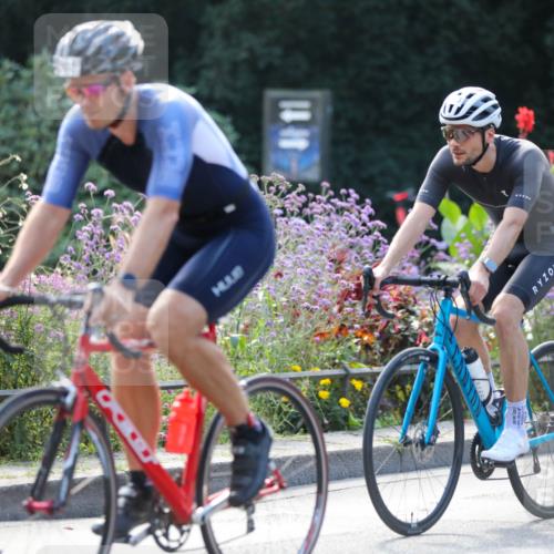 08.09.2024 - Stadtparktriathlon Zöllner http://msf.ph/oto/6996188 08.09.2024 12:17:17 Radfahren 771, 788, 793, 825, 833, 852, 880 meine-sportfotos.de