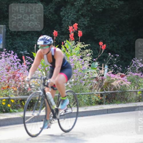 08.09.2024 - Stadtparktriathlon Zöllner http://msf.ph/oto/6996221 08.09.2024 12:17:28 Radfahren 751, 806, 852 meine-sportfotos.de