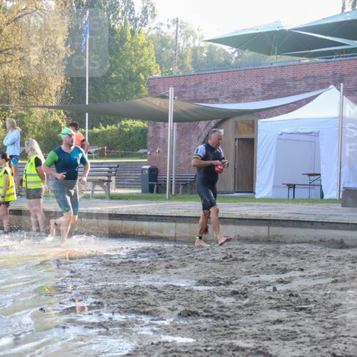 08.09.2024 - Stadtparktriathlon Luisa Fischer http://msf.ph/oto/6996222 08.09.2024 08:48:13 Schwimmen 24, 27, 37, 46, 57, 58, 60, 64, 82 meine-sportfotos.de