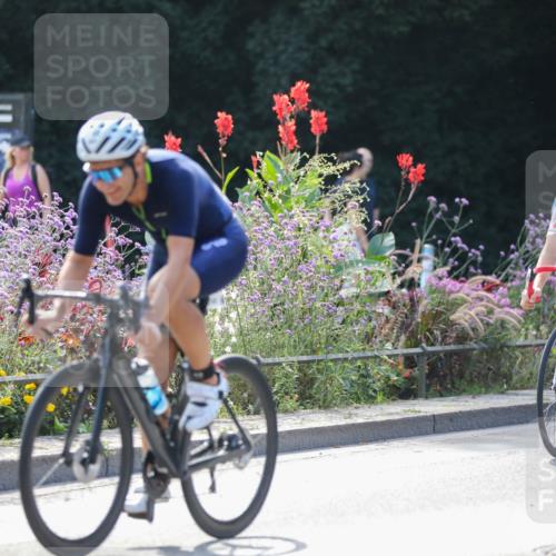 08.09.2024 - Stadtparktriathlon Zöllner http://msf.ph/oto/6996336 08.09.2024 12:18:33 Radfahren 748, 758, 807, 877 meine-sportfotos.de