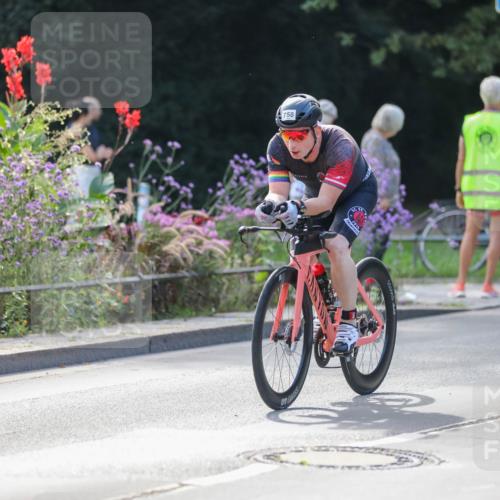 08.09.2024 - Stadtparktriathlon Zöllner http://msf.ph/oto/6996341 08.09.2024 12:18:40 Radfahren 572, 758, 768, 859, 899, 936 meine-sportfotos.de