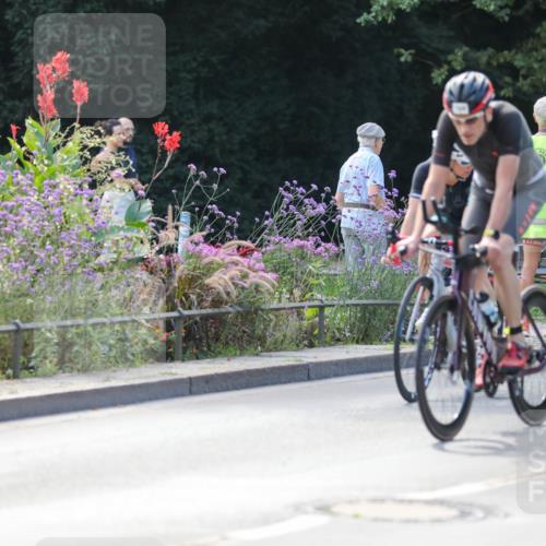 08.09.2024 - Stadtparktriathlon Zöllner http://msf.ph/oto/6996357 08.09.2024 12:18:48 Radfahren 572, 768, 844, 859, 887, 899, 936 meine-sportfotos.de