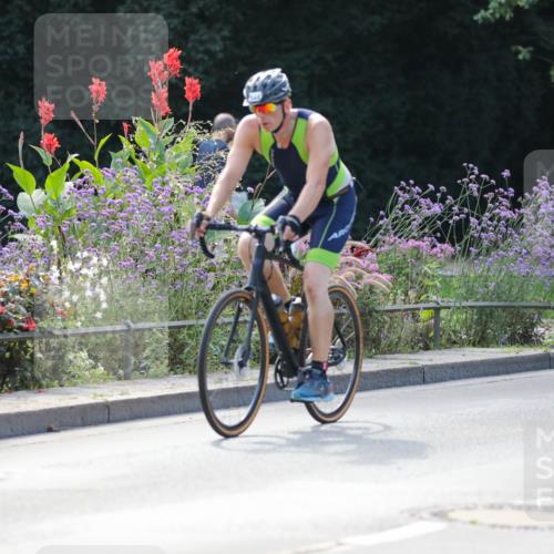 08.09.2024 - Stadtparktriathlon Zöllner http://msf.ph/oto/6996382 08.09.2024 12:18:54 Radfahren 844, 851, 887 meine-sportfotos.de