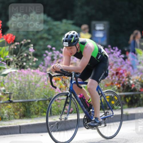 08.09.2024 - Stadtparktriathlon Zöllner http://msf.ph/oto/6996397 08.09.2024 12:19:12 Radfahren 762, 777, 779, 804, 816, 863, 876 meine-sportfotos.de