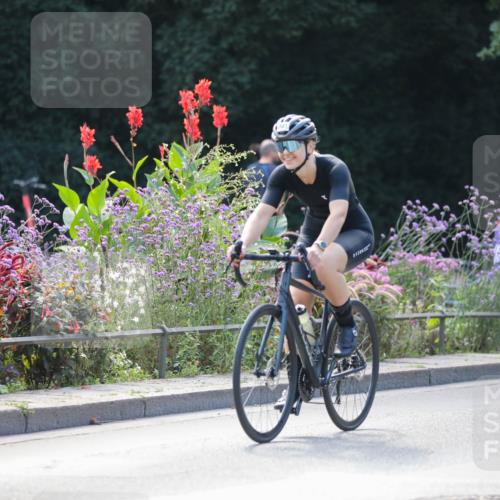 08.09.2024 - Stadtparktriathlon Zöllner http://msf.ph/oto/6996468 08.09.2024 12:19:36 Radfahren 786, 791, 817, 818, 832, 836, 837, 838, 843, 866, 868, 925, 941 meine-sportfotos.de