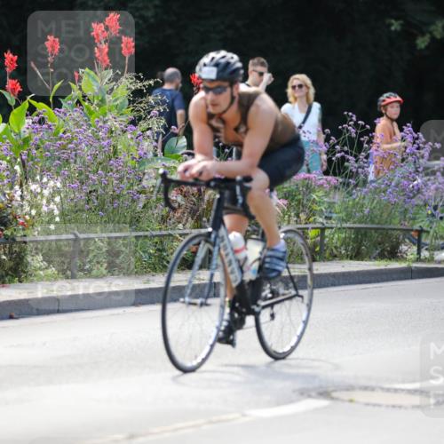 08.09.2024 - Stadtparktriathlon Zöllner http://msf.ph/oto/6996526 08.09.2024 12:19:44 Radfahren 759, 761, 765, 786, 818, 832, 836, 837, 843, 866, 925 meine-sportfotos.de