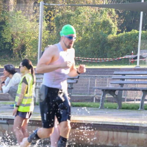 08.09.2024 - Stadtparktriathlon Luisa Fischer http://msf.ph/oto/6996537 08.09.2024 08:57:15 Schwimmen 114, 122 meine-sportfotos.de