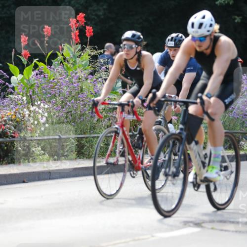 08.09.2024 - Stadtparktriathlon Zöllner http://msf.ph/oto/6996541 08.09.2024 12:19:47 Radfahren 759, 761, 765, 775, 798, 832, 836, 866, 925 meine-sportfotos.de