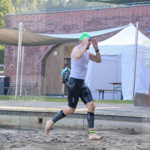 08.09.2024 - Stadtparktriathlon Luisa Fischer http://msf.ph/oto/6996551 08.09.2024 08:57:16 Schwimmen 114, 122 meine-sportfotos.de