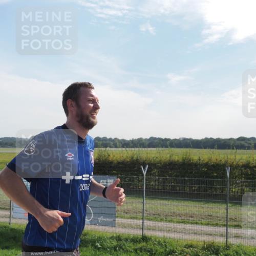 08.09.2024 - Airport Race Miley Keyser http://msf.ph/oto/6996584 08.09.2024 12:18:39 Laufen OLYMPUS, DIGITAL, CAMERA meine-sportfotos.de