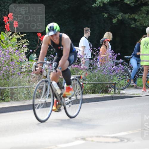 08.09.2024 - Stadtparktriathlon Zöllner http://msf.ph/oto/6996607 08.09.2024 12:20:02 Radfahren 783, 853, 932, 939 meine-sportfotos.de