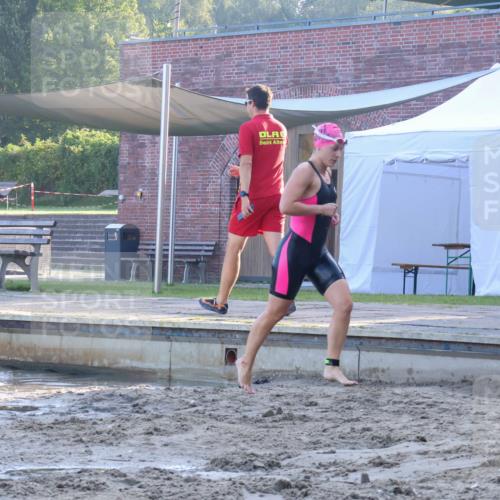 08.09.2024 - Stadtparktriathlon Luisa Fischer http://msf.ph/oto/6996625 08.09.2024 08:57:29 Schwimmen 99, 106, 126 meine-sportfotos.de