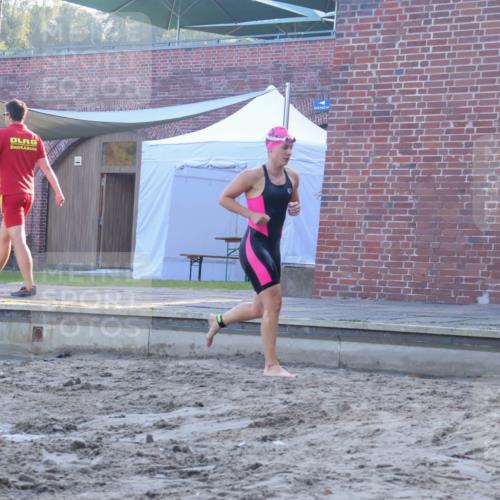 08.09.2024 - Stadtparktriathlon Luisa Fischer http://msf.ph/oto/6996630 08.09.2024 08:57:29 Schwimmen 99, 106, 126 meine-sportfotos.de