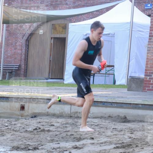 08.09.2024 - Stadtparktriathlon Luisa Fischer http://msf.ph/oto/6996660 08.09.2024 08:57:34 Schwimmen 99, 106, 126 meine-sportfotos.de