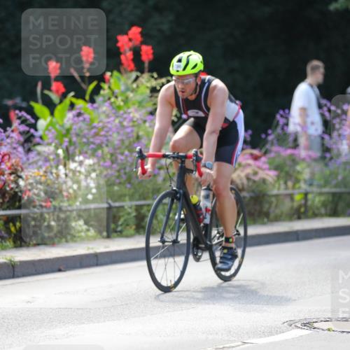 08.09.2024 - Stadtparktriathlon Zöllner http://msf.ph/oto/6996685 08.09.2024 12:20:18 Radfahren 787, 796, 811, 829, 857, 875 meine-sportfotos.de