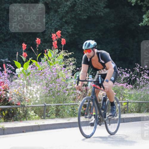 08.09.2024 - Stadtparktriathlon Zöllner http://msf.ph/oto/6996708 08.09.2024 12:20:32 Radfahren 749, 756, 784, 824, 940 meine-sportfotos.de