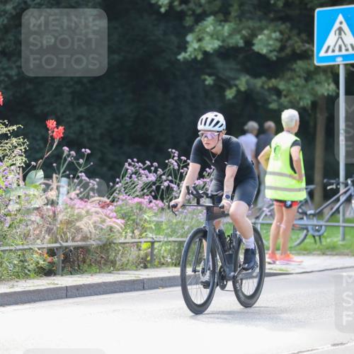 08.09.2024 - Stadtparktriathlon Zöllner http://msf.ph/oto/6996743 08.09.2024 12:20:51 Radfahren 767, 782, 884, 892, 912, 924, 926, 927 meine-sportfotos.de