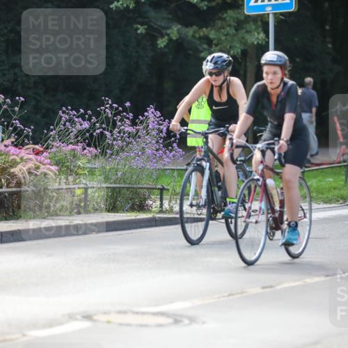08.09.2024 - Stadtparktriathlon Zöllner http://msf.ph/oto/6996777 08.09.2024 12:20:56 Radfahren 767, 835, 884, 912, 926, 927 meine-sportfotos.de
