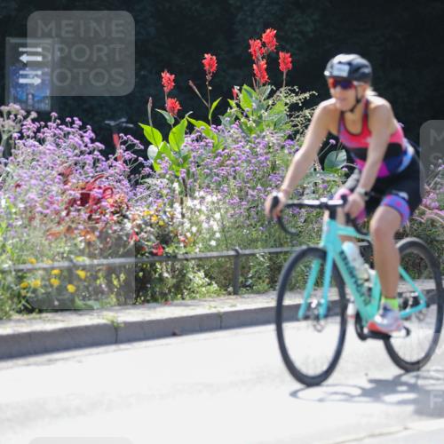 08.09.2024 - Stadtparktriathlon Zöllner http://msf.ph/oto/6996811 08.09.2024 12:21:10 Radfahren 864, 905 meine-sportfotos.de