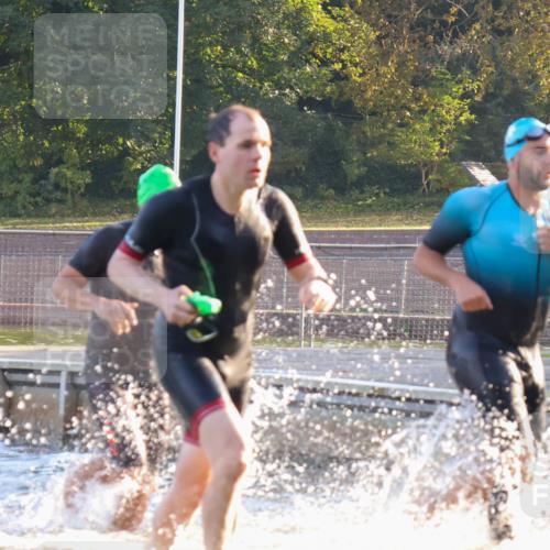 08.09.2024 - Stadtparktriathlon Luisa Fischer http://msf.ph/oto/6996862 08.09.2024 08:58:32 Schwimmen 90, 91, 92, 105, 108, 112, 123, 125 meine-sportfotos.de