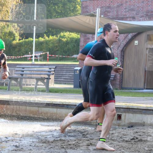 08.09.2024 - Stadtparktriathlon Luisa Fischer http://msf.ph/oto/6996875 08.09.2024 08:58:34 Schwimmen 90, 91, 92, 93, 105, 108, 112, 120, 123, 125 meine-sportfotos.de