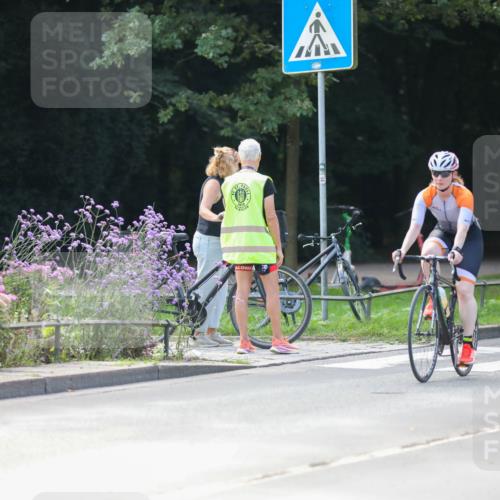 08.09.2024 - Stadtparktriathlon Zöllner http://msf.ph/oto/6996890 08.09.2024 12:21:40 Radfahren 753, 854, 861, 881, 885, 891 meine-sportfotos.de