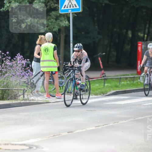 08.09.2024 - Stadtparktriathlon Zöllner http://msf.ph/oto/6996899 08.09.2024 12:21:42 Radfahren 753, 854, 861, 881, 885, 891 meine-sportfotos.de