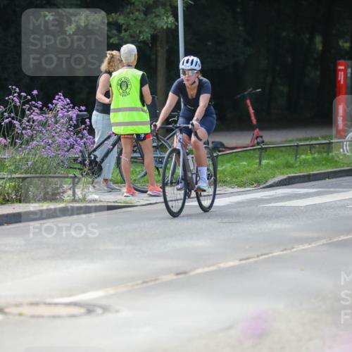 08.09.2024 - Stadtparktriathlon Zöllner http://msf.ph/oto/6996908 08.09.2024 12:21:43 Radfahren 753, 854, 861, 881, 885, 891 meine-sportfotos.de