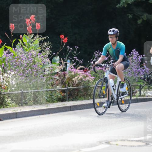 08.09.2024 - Stadtparktriathlon Zöllner http://msf.ph/oto/6996913 08.09.2024 12:21:47 Radfahren 861, 881, 885 meine-sportfotos.de