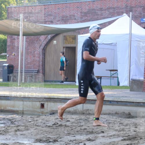 08.09.2024 - Stadtparktriathlon Luisa Fischer http://msf.ph/oto/6996969 08.09.2024 08:58:43 Schwimmen 90, 91, 92, 93, 98, 110, 112, 120, 127 meine-sportfotos.de