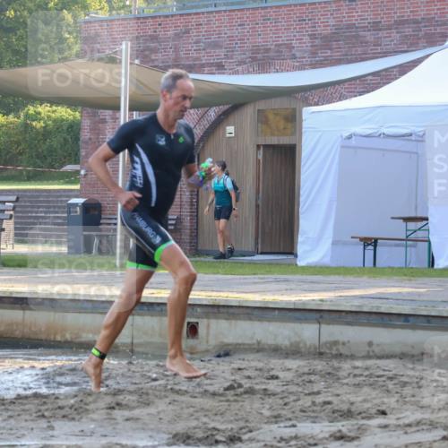 08.09.2024 - Stadtparktriathlon Luisa Fischer http://msf.ph/oto/6996971 08.09.2024 08:58:44 Schwimmen 91, 92, 93, 98, 110, 112, 120, 127 meine-sportfotos.de