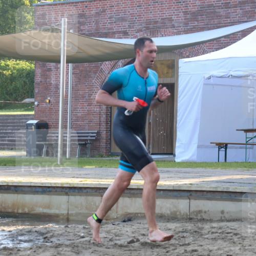 08.09.2024 - Stadtparktriathlon Luisa Fischer http://msf.ph/oto/6997002 08.09.2024 08:58:48 Schwimmen 93, 98, 110, 112, 115, 120, 127 meine-sportfotos.de