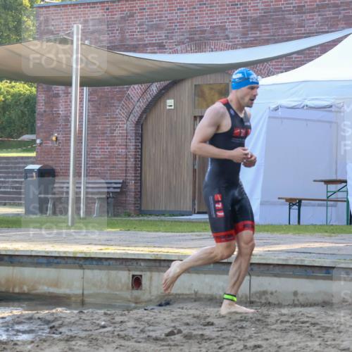 08.09.2024 - Stadtparktriathlon Luisa Fischer http://msf.ph/oto/6997010 08.09.2024 08:58:49 Schwimmen 93, 98, 110, 115, 120, 127 meine-sportfotos.de
