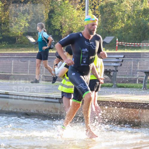 08.09.2024 - Stadtparktriathlon Luisa Fischer http://msf.ph/oto/6997031 08.09.2024 08:58:54 Schwimmen 104, 110, 115, 127 meine-sportfotos.de