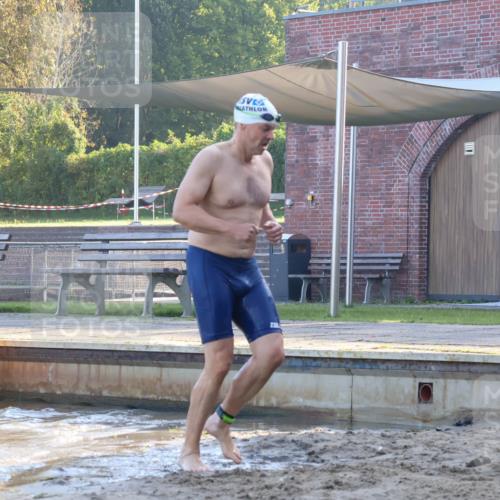 08.09.2024 - Stadtparktriathlon Luisa Fischer http://msf.ph/oto/6997059 08.09.2024 08:59:02 Schwimmen 104, 115 meine-sportfotos.de