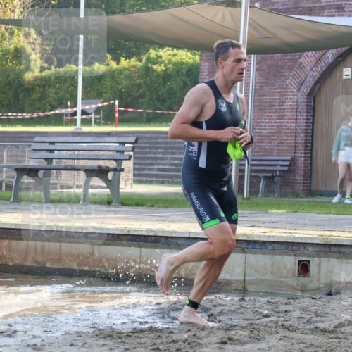 08.09.2024 - Stadtparktriathlon Luisa Fischer http://msf.ph/oto/6997116 08.09.2024 08:59:14 Schwimmen 94, 97, 109, 119 meine-sportfotos.de