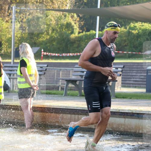 08.09.2024 - Stadtparktriathlon Luisa Fischer http://msf.ph/oto/6997139 08.09.2024 08:59:17 Schwimmen 94, 97, 109, 113, 117, 119, 128 meine-sportfotos.de