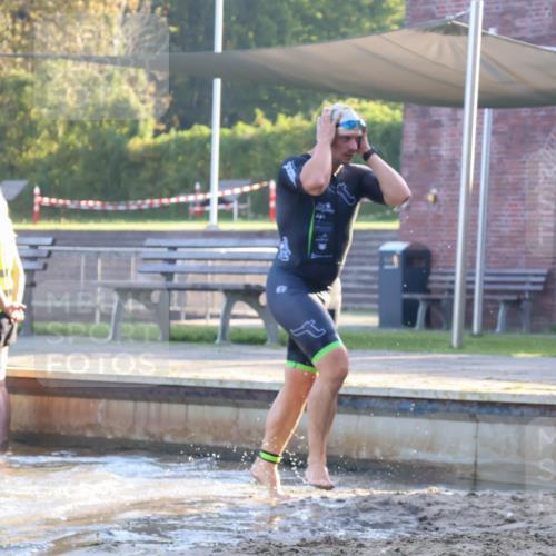 08.09.2024 - Stadtparktriathlon Luisa Fischer http://msf.ph/oto/6997150 08.09.2024 08:59:19 Schwimmen 94, 97, 109, 113, 117, 119, 128 meine-sportfotos.de