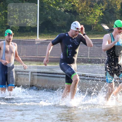 08.09.2024 - Stadtparktriathlon Luisa Fischer http://msf.ph/oto/6997165 08.09.2024 08:59:21 Schwimmen 97, 109, 113, 117, 119, 128 meine-sportfotos.de