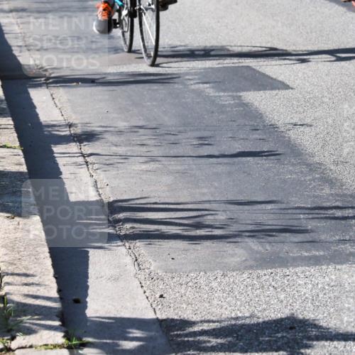 08.09.2024 - Stadtparktriathlon Zöllner http://msf.ph/oto/6997199 08.09.2024 10:48:25 Radfahren 280, 345, 395, 442, 445, 454, 458 meine-sportfotos.de